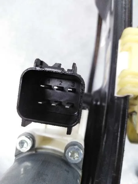 Elevalunas Delantero Derecho para Ford Focus Lim. (Cb8)