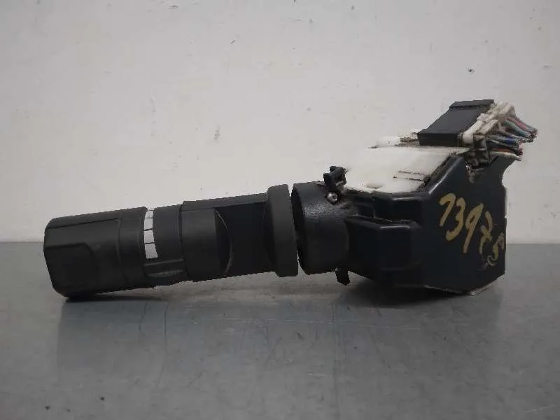 Mando Limpia para Nissan Navara Pick-Up (D40M)
