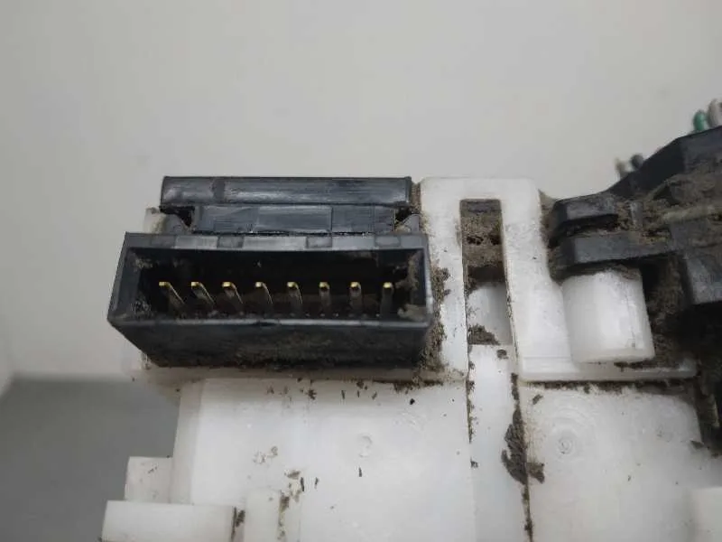 Mando Limpia para Nissan Navara Pick-Up (D40M)