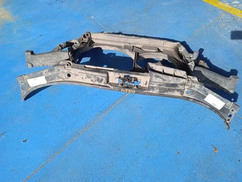 Panel Frontal para Audi A6 Berlina (4B2)
