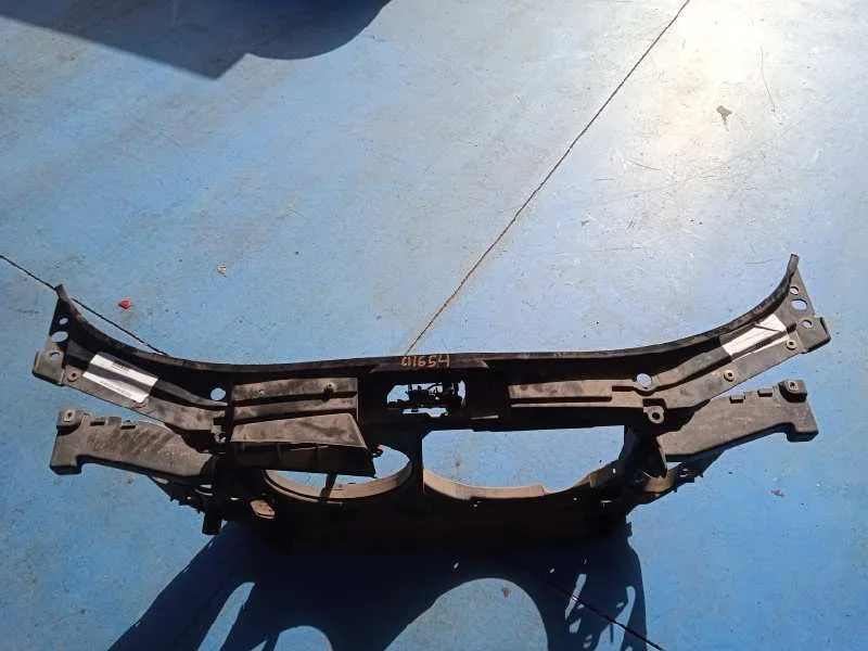 Panel Frontal para Audi A6 Berlina (4B2)