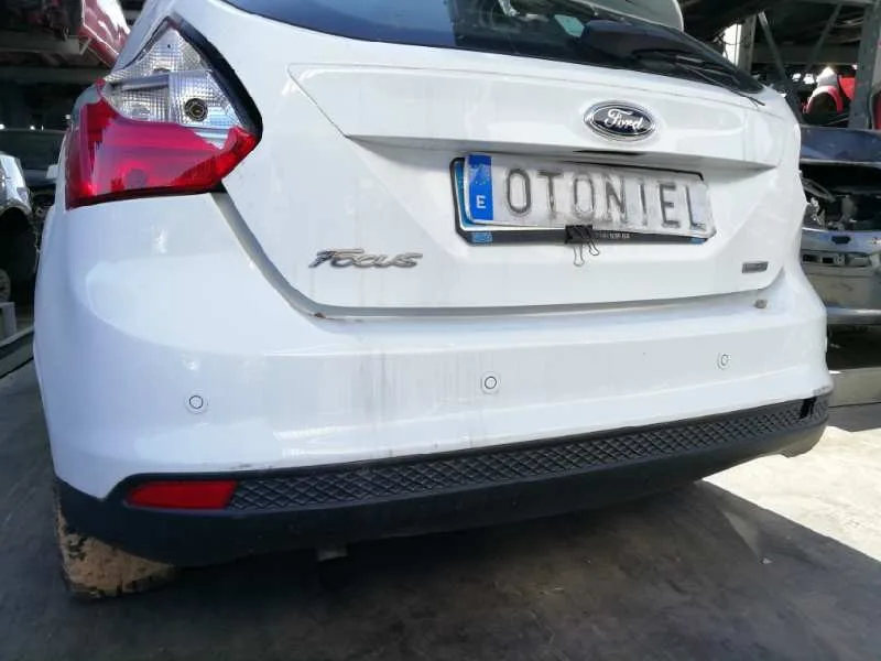 Paragolpes Trasero para Ford Focus Lim. (Cb8)