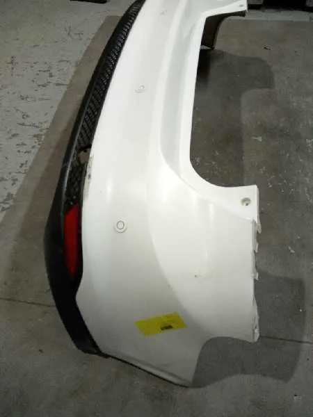 Paragolpes Trasero para Ford Focus Lim. (Cb8)