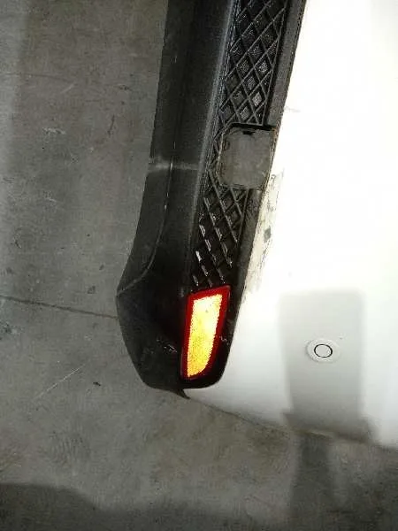 Paragolpes Trasero para Ford Focus Lim. (Cb8)