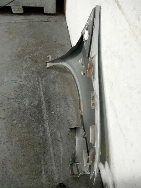 Aleta Delantera Izquierda para Lancia Phedra (180)