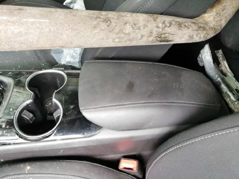 Apoyabrazos Central para Ford Mondeo Lim.