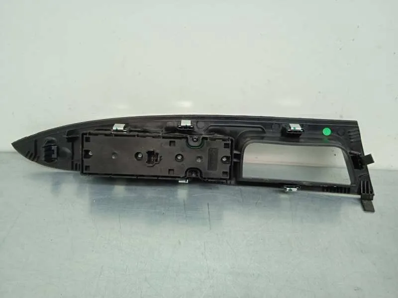 Mando Elevalunas Delantero Izquierdo para Ford Mondeo Lim.