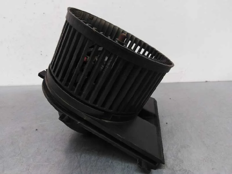 Motor Calefaccion para Skoda Octavia Berlina (1U2)