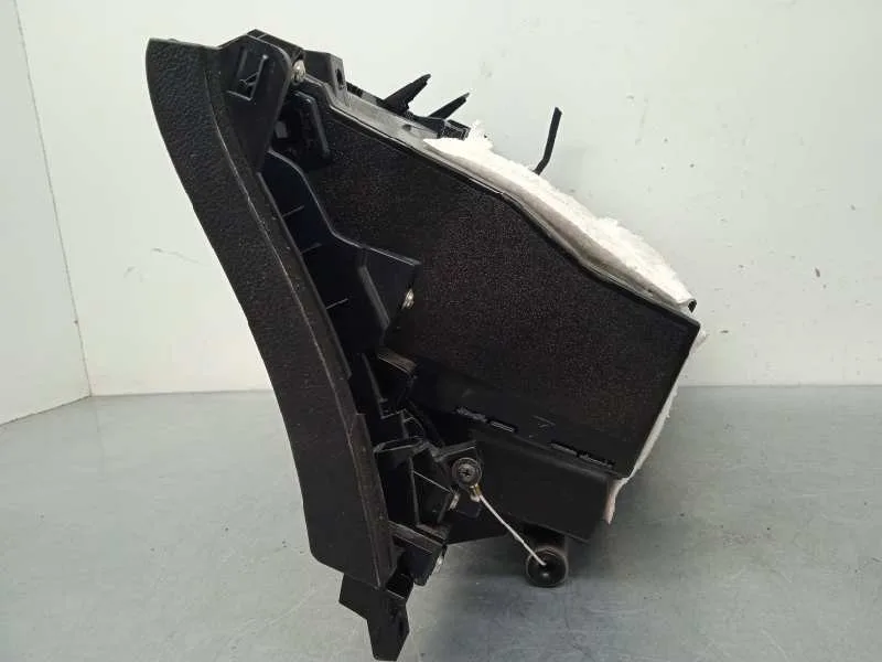Guantera para Lexus Ct