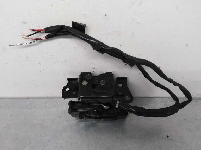Cerradura Maletero / Porton para Lexus Ct