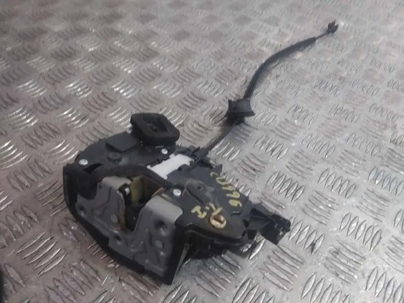 Cerradura Puerta Trasera Izquierda para Seat Ibiza (Kj1)