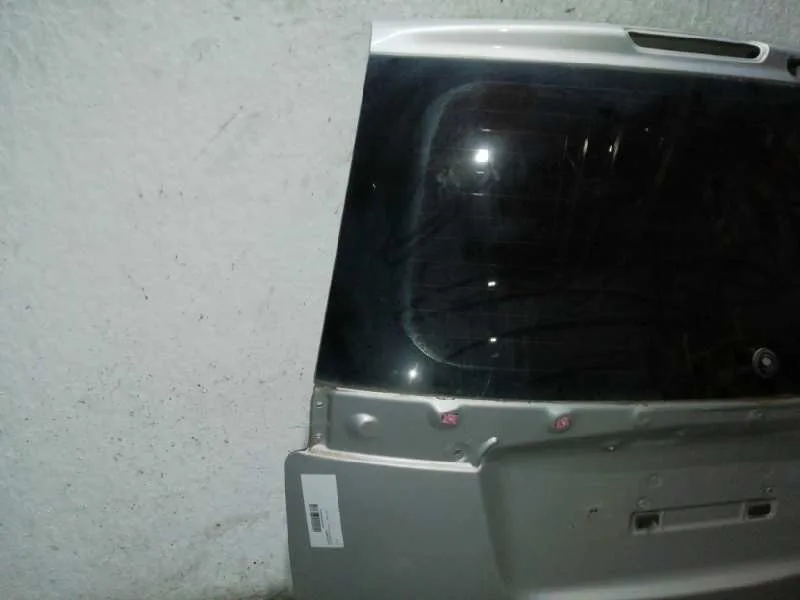 Porton Trasero para Kia Carens (Un)