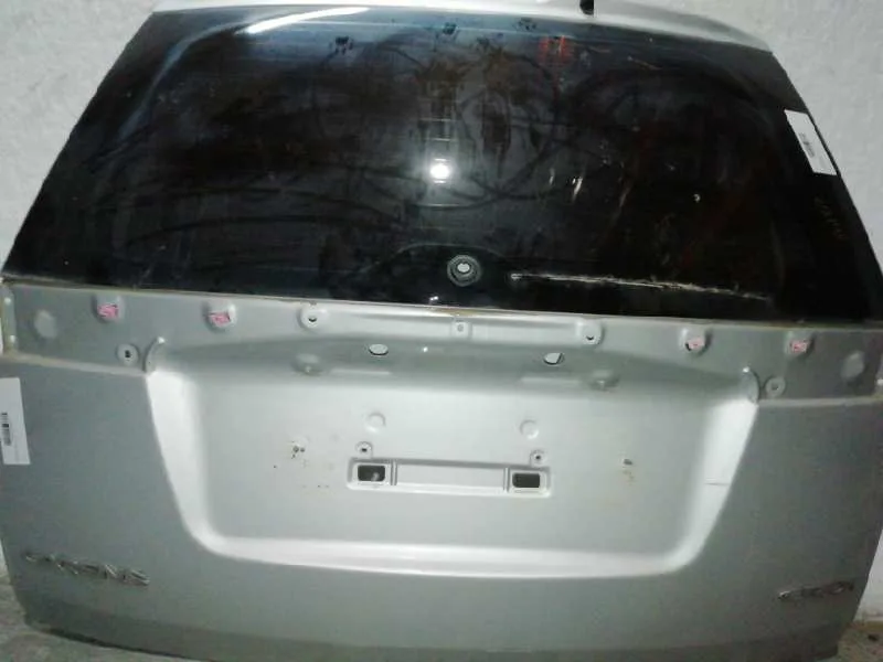 Porton Trasero para Kia Carens (Un)
