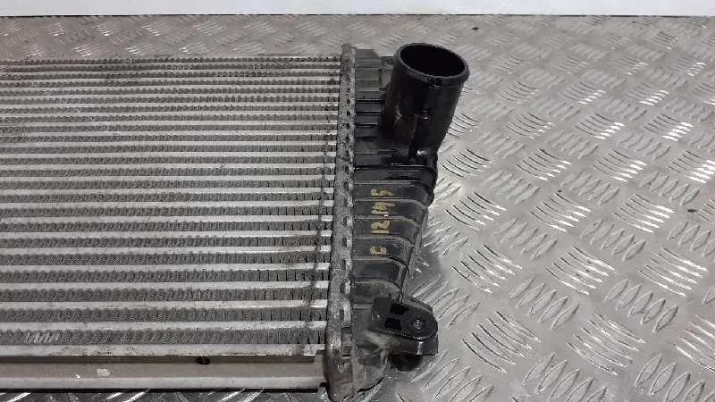 Intercooler para Kia Carens (Un)