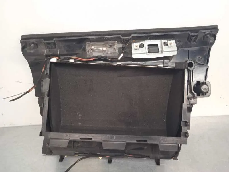 Guantera para Bmw X3 (E83)
