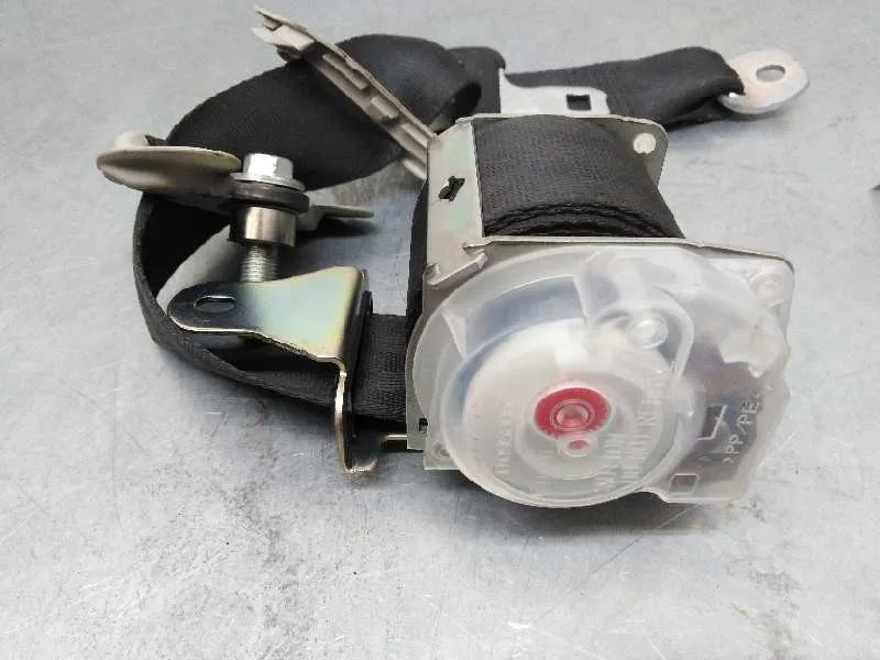Cinturon Seguridad Trasero Derecho para Lexus Ct