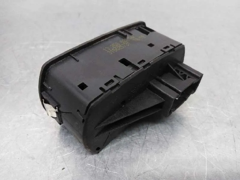 Mando Elevalunas Delantero Izquierdo para Opel Corsa D