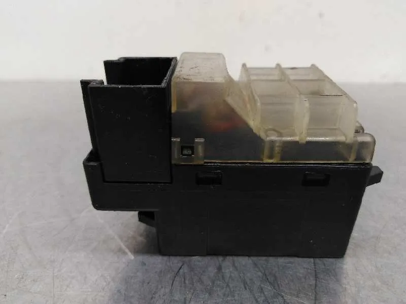 Mando Limpia para Mazda 3 Berlina (Bk)