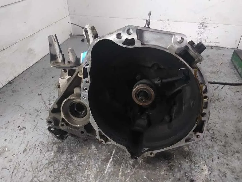 Caja Cambios para Nissan Note (E11E)
