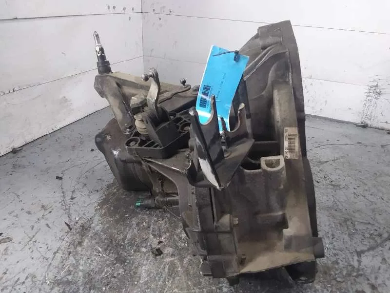Caja Cambios para Nissan Note (E11E)