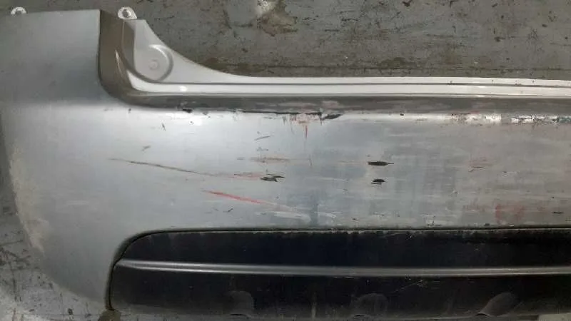 Paragolpes Trasero para Kia Carens (Un)
