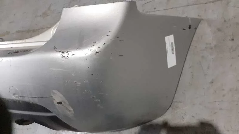 Paragolpes Trasero para Kia Carens (Un)