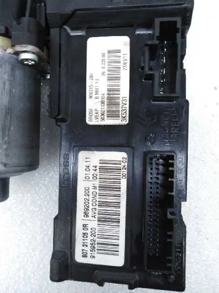 Motor Elevalunas Delantero Izquierdo para Renault Scenic Iii