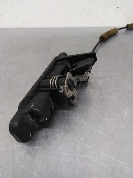Maneta Exterior Porton para Mazda 3 Berlina (Bk)