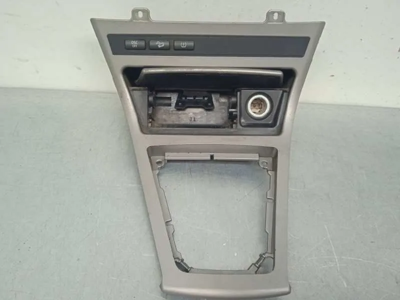 Cenicero para Bmw X3 (E83)