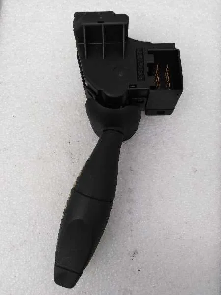 Mando Limpia para Ford Fiesta (Cbk)