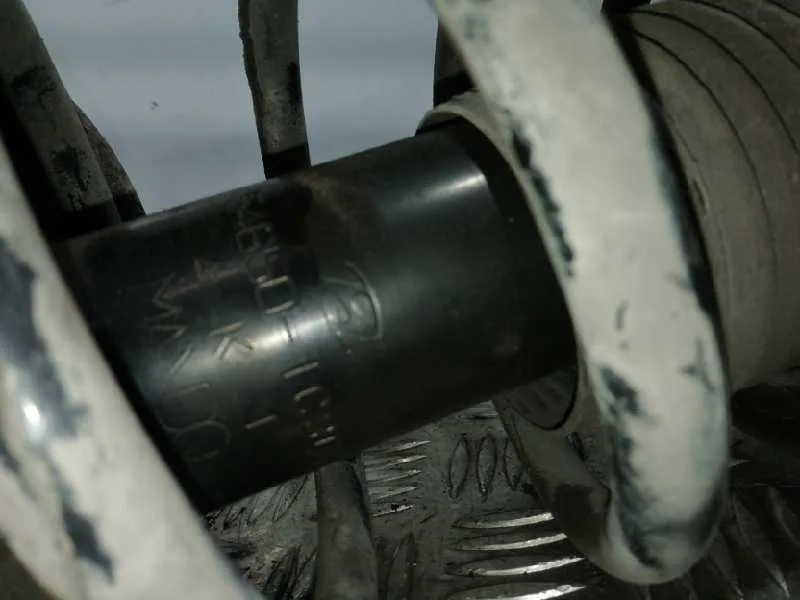 Amortiguador Delantero Izquierdo para Hyundai Getz (Tb)