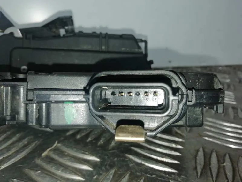 Cerradura Puerta Delantera Derecha para Renault Clio Iv