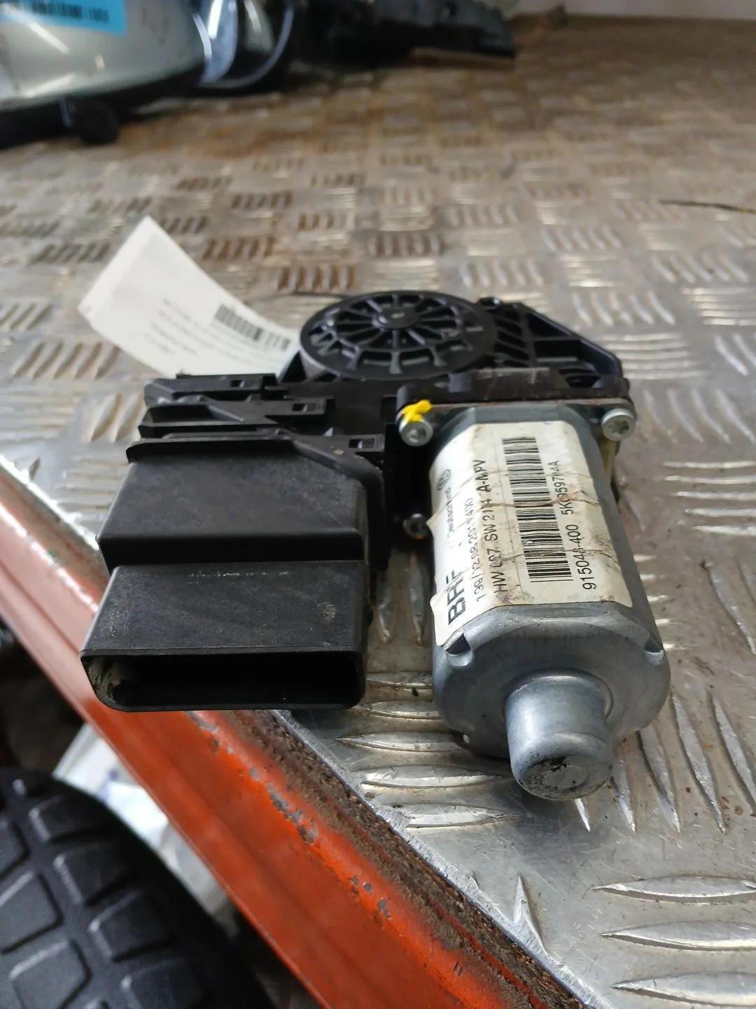 Motor Elevalunas Trasero Derecho para Volkswagen Touran (1T3)