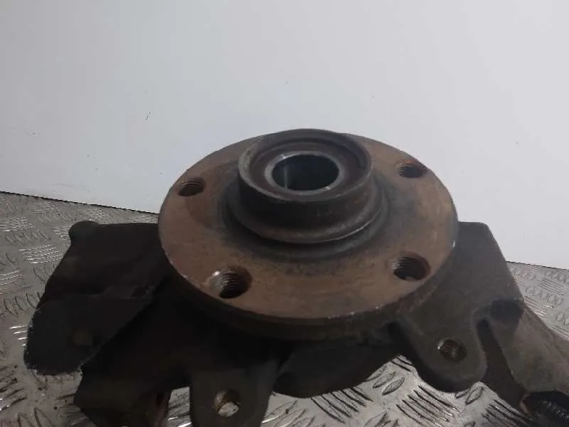 Mangueta Delantera Izquierda para Volkswagen Passat Berlina (3B2)