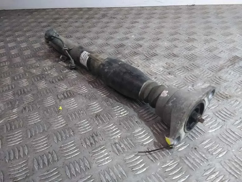 Amortiguador Trasero Derecho para Audi A6 Berlina (4F2)