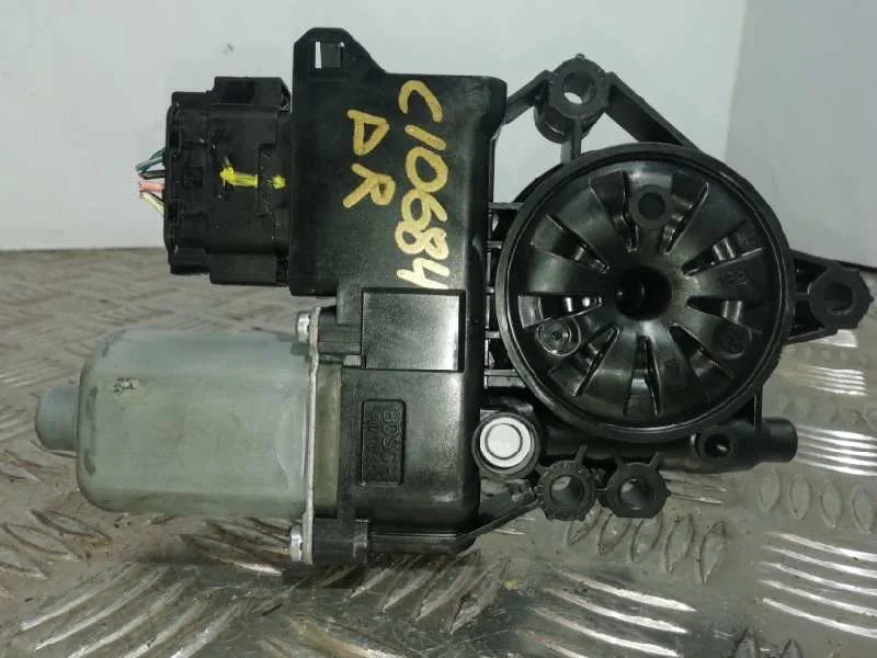 Motor Elevalunas Delantero Derecho para Hyundai I40