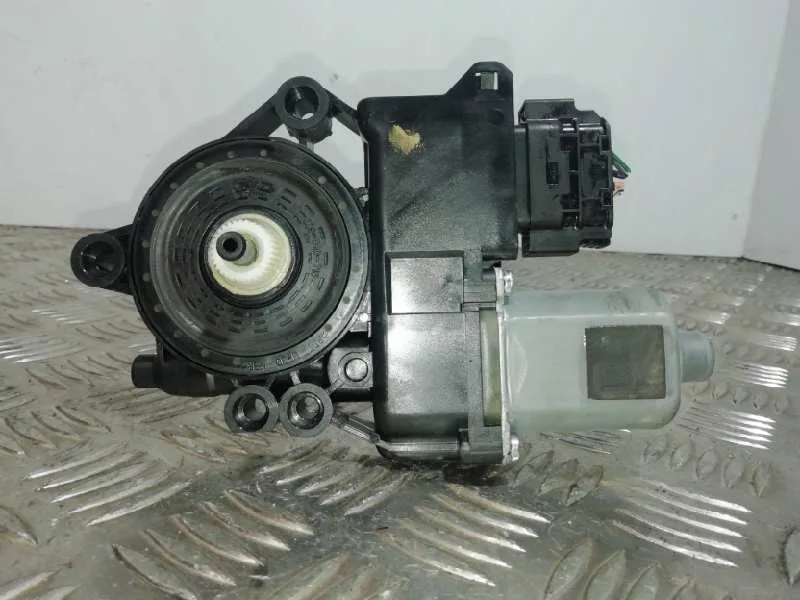 Motor Elevalunas Delantero Derecho para Hyundai I40