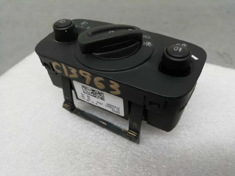 Mando Luces para Ford Kuga (Cbs)