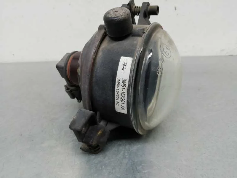 Faro Antiniebla Derecho para Ford Focus Berlina (Cap)