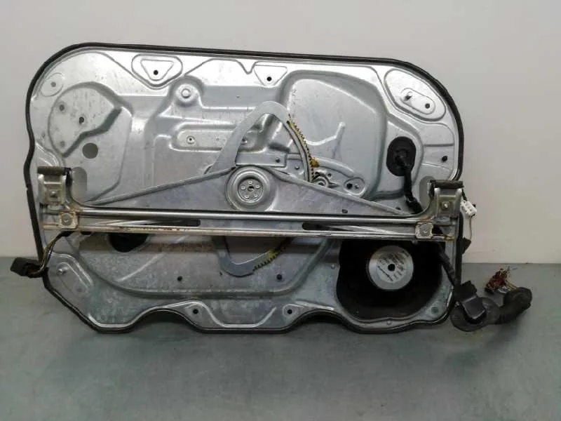 Elevalunas Delantero Derecho para Ford Focus Lim. (Cb4)