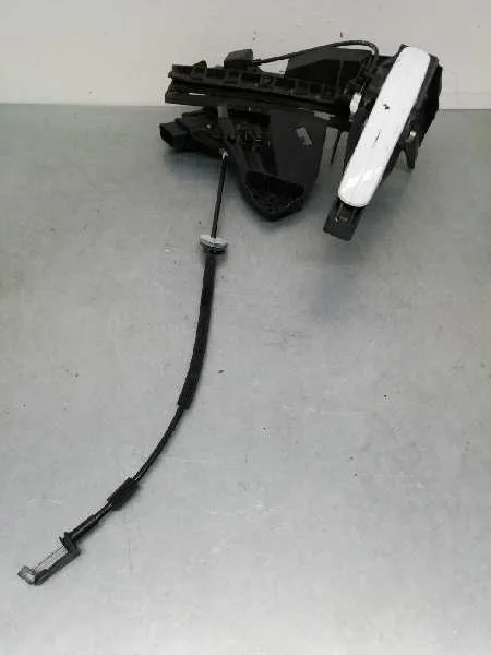 Cerradura Puerta Delantera Derecha para Ford Focus Lim. (Cb4)