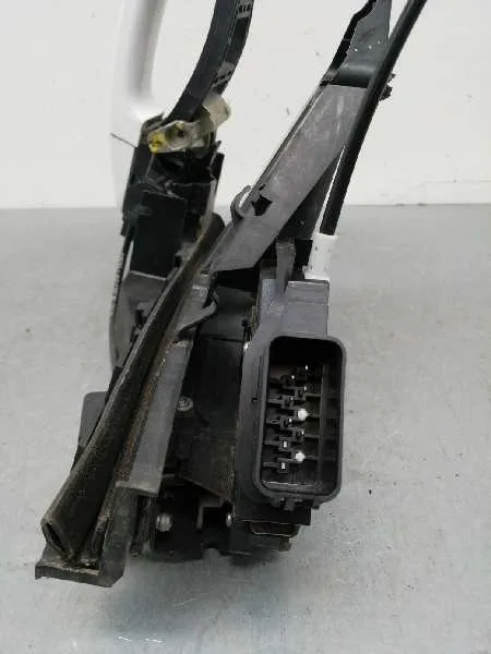 Cerradura Puerta Delantera Derecha para Ford Focus Lim. (Cb4)