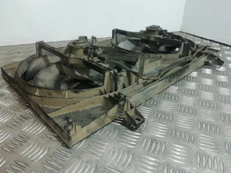 Electroventilador para Nissan Almera Tino (V10M)
