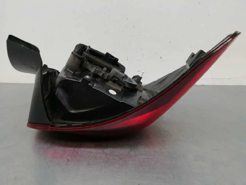Piloto Trasero Derecho para Dacia Sandero