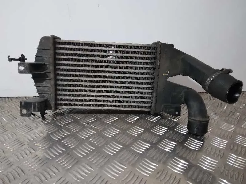 Intercooler para Opel Astra Gtc