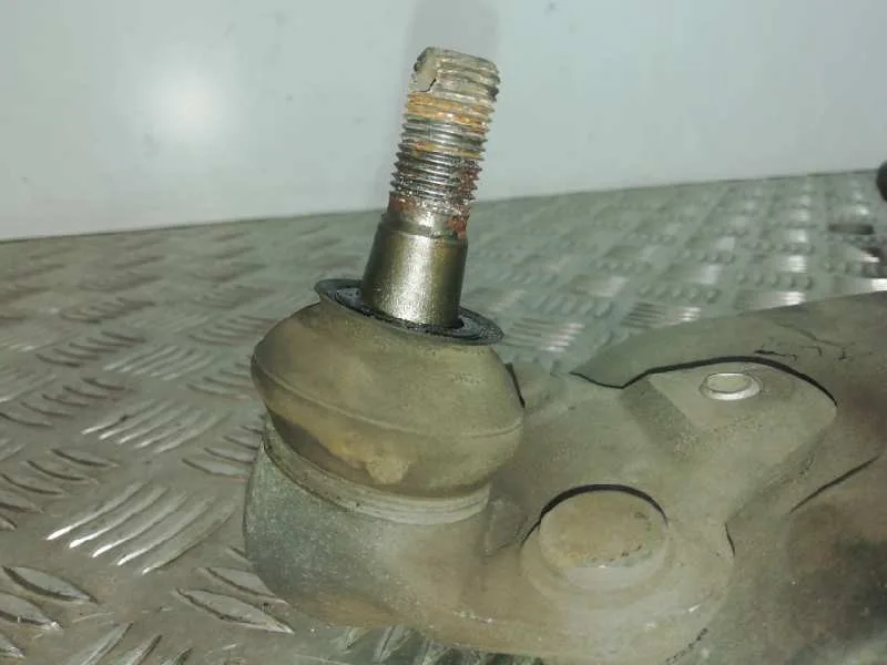 Brazo Suspension Inferior Delantero Derecho para Lexus Ct