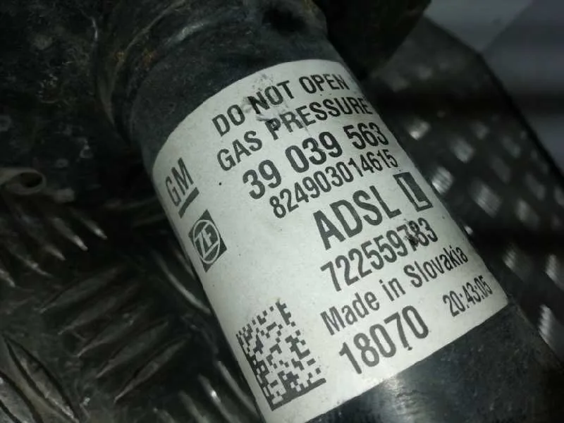 Amortiguador Delantero Izquierdo para Opel Astra K Lim. 5Türig
