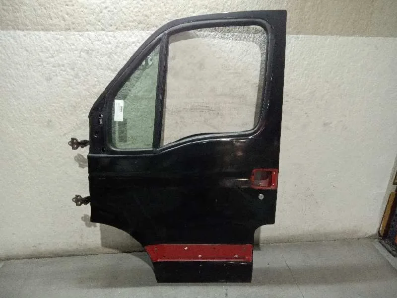Puerta Delantera Izquierda para Nissan Interstar Mod. 04 (X70)