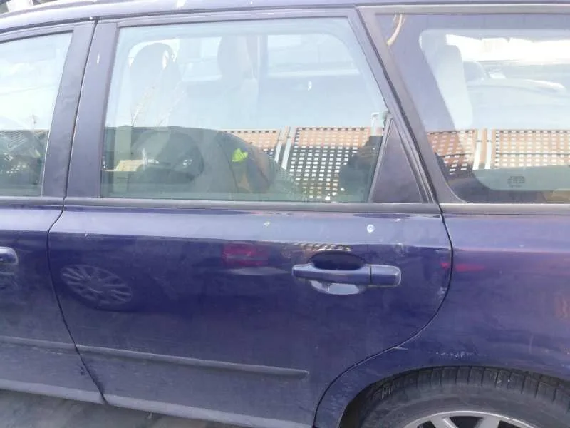 Puerta Trasera Izquierda para Volvo V50 Familiar