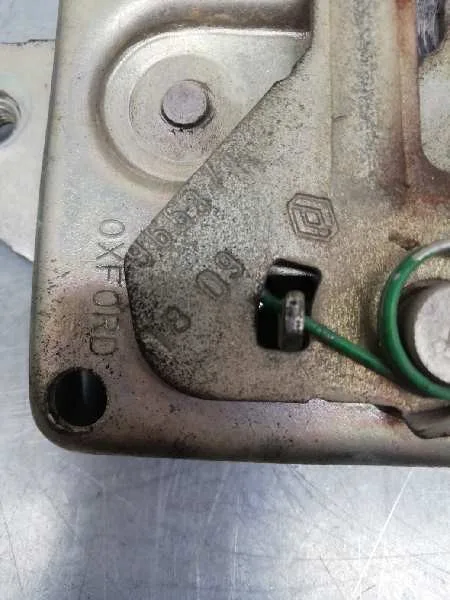 Cerradura Capot para Renault Clio Iii